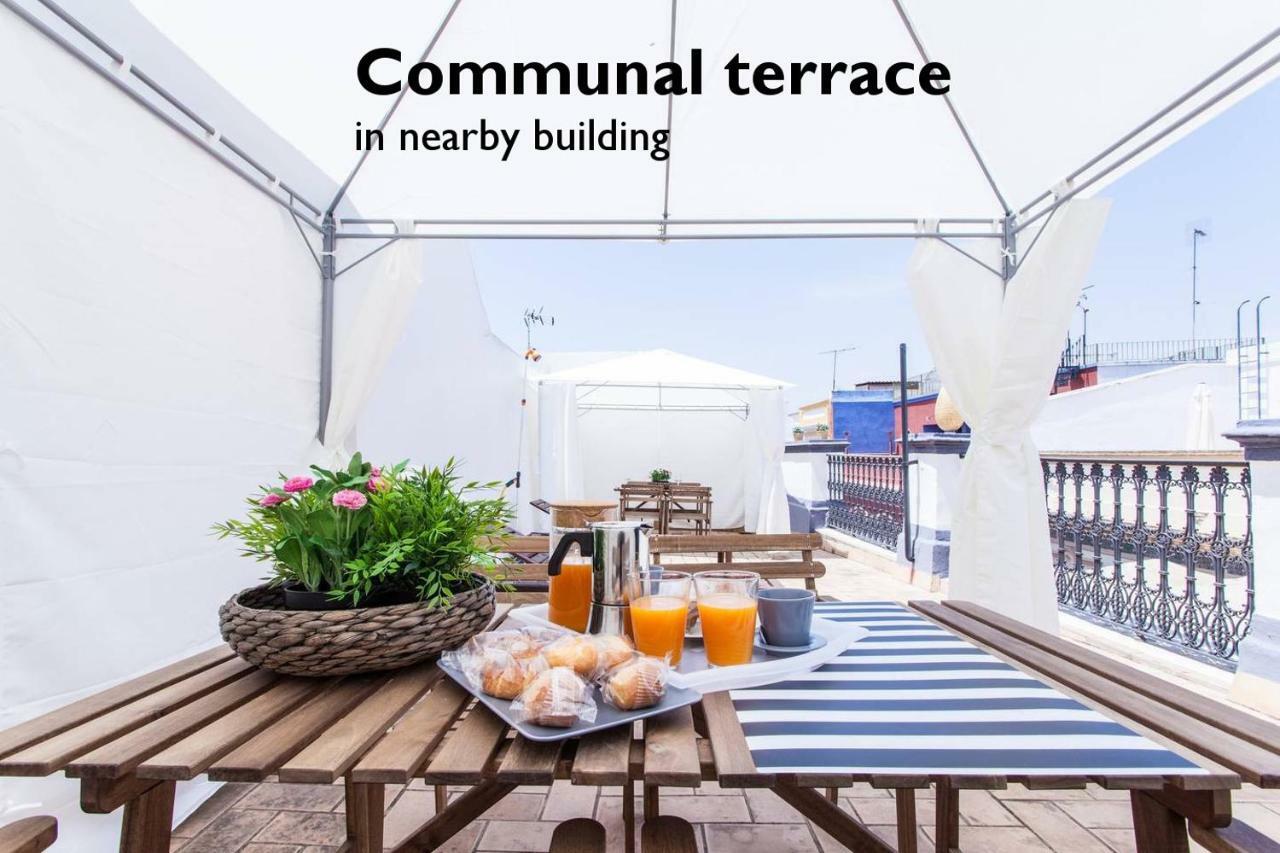 Hostly Acetres 1B-2B Center-Fibre-Conmunal Terrace-Parking Optional Sevilla Exterior foto